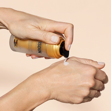 Load image into Gallery viewer, Isdinceutics Melaclear Advanced Dark Spot Corrector 30ml