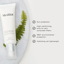 Load image into Gallery viewer, Medik8 Advanced Day Total Protect™ Moisturiser Sunscreen 50ml