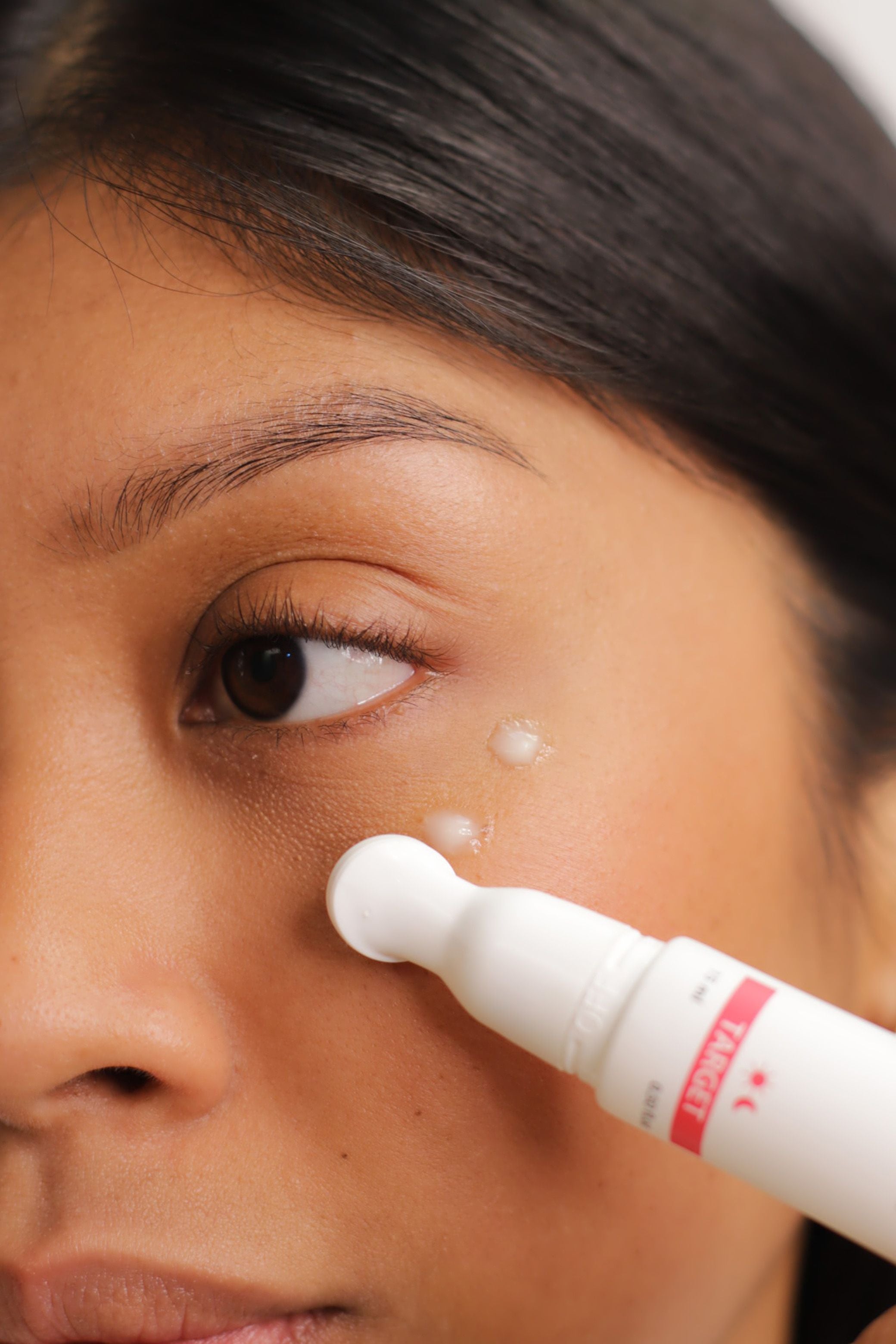 Load image into Gallery viewer, Dermaceutic Reveal 4X Advanced Eye Serum 15ml
