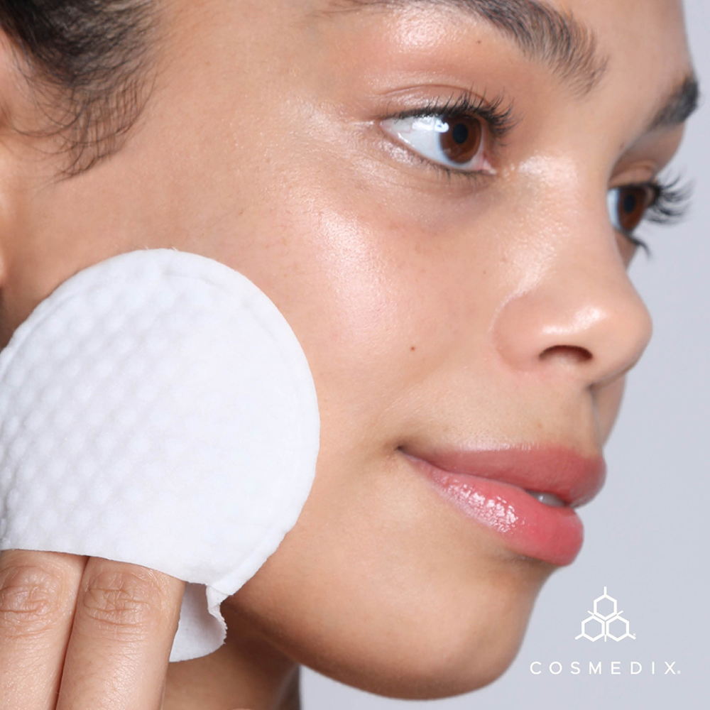 Load image into Gallery viewer, Cosmedix Prep and Reset Exfoliating Facial Pads 25pack
