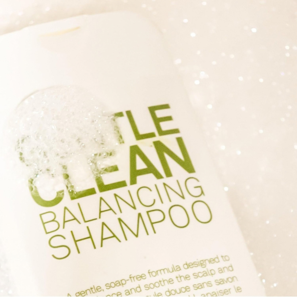 Load image into Gallery viewer, Eleven Australia Gentle Clean Balancing Shampoo 300ml
