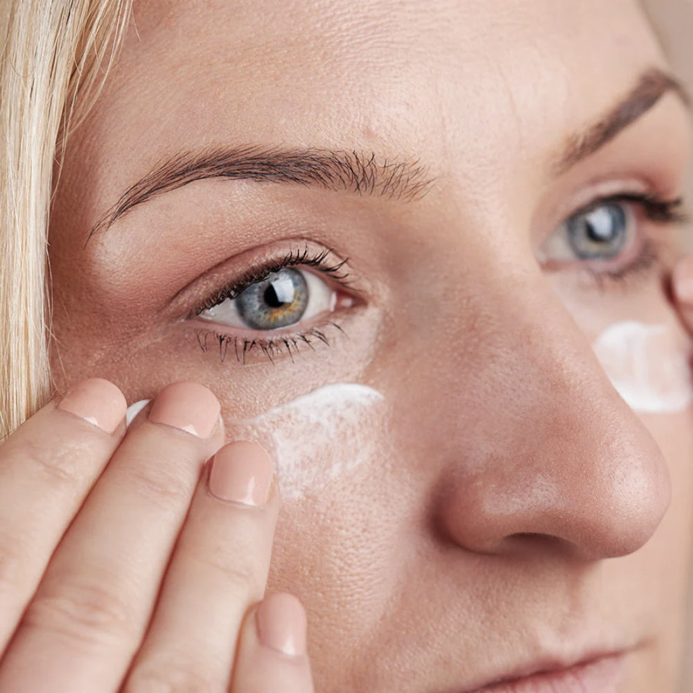 Load image into Gallery viewer, Medik8 Cream Cleanse 175ml
